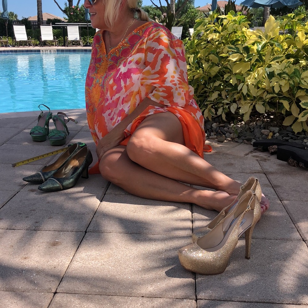 Guess Gold Goddess Pumps